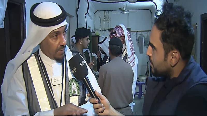 بالفيديو .. ضبط أئمة ومؤذنين يختلسون من بيوت الله ويؤجرون مرافقها