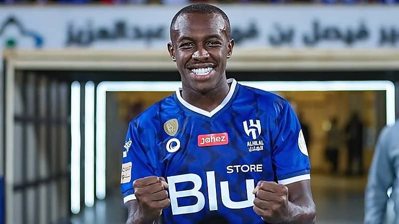 سعود عبدالحميد يصاب بإجهاد قبل مواجهة فولاد