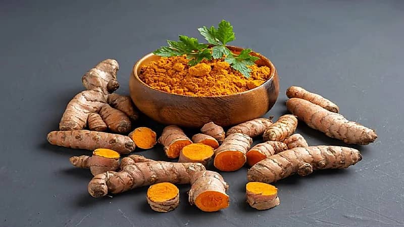 "الخضيري": ما ينشره البعض من تحذير ضد الكركم والحلبة غير صحيح