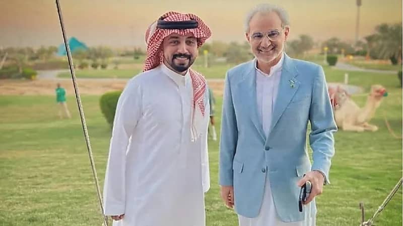 كاست مسلسل "شباب البومب" يتناولون الإفطار مع الأمير الوليد بن طلال