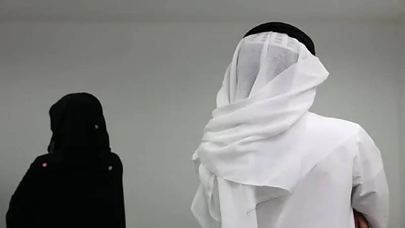 مستشار أسري يكشف عن تصرف غريب من الزوج حال حدوث خلاف مع زوجته 
