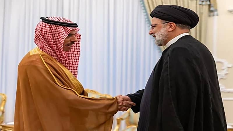 وزير الخارجية يسلم الرئيس الإيراني دعوة من خادم الحرمين لزيارة المملكة ..صور  