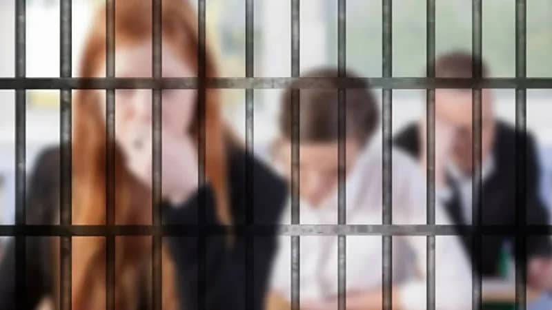 الحبس سنة لـ4 طالبات لأدائهن الامتحان بدل بعضهن البعض