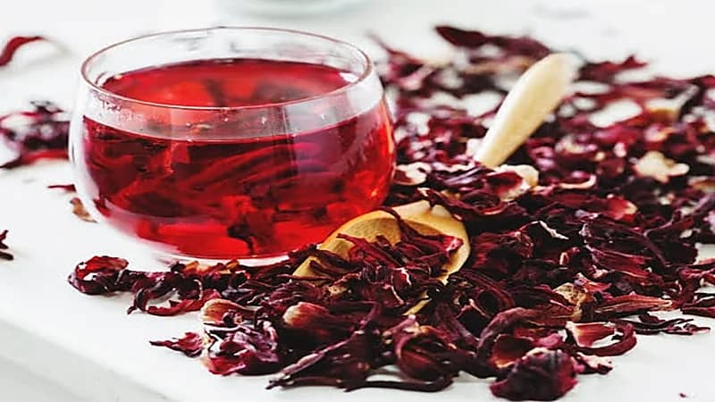 الغذاء والدواء : يمنع تناول الكركديه دون استشارة الطبيب