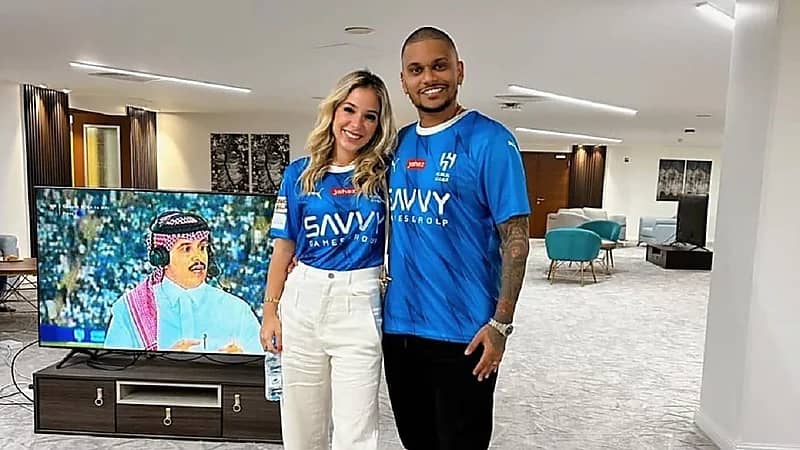 مرافقة نيمار: أتمنى أن تكون مرحلة ‎الهلال مذهلة