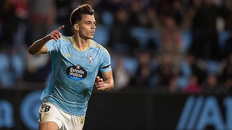 غابري فيغا يستعد للتوقيع مع الأهلي رسميا