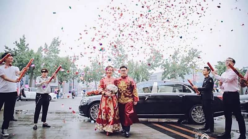 مدينة صينية تقدم مكافأة نقدية للأزواج إذا كان عمر العروس أقل من 25 عامًا