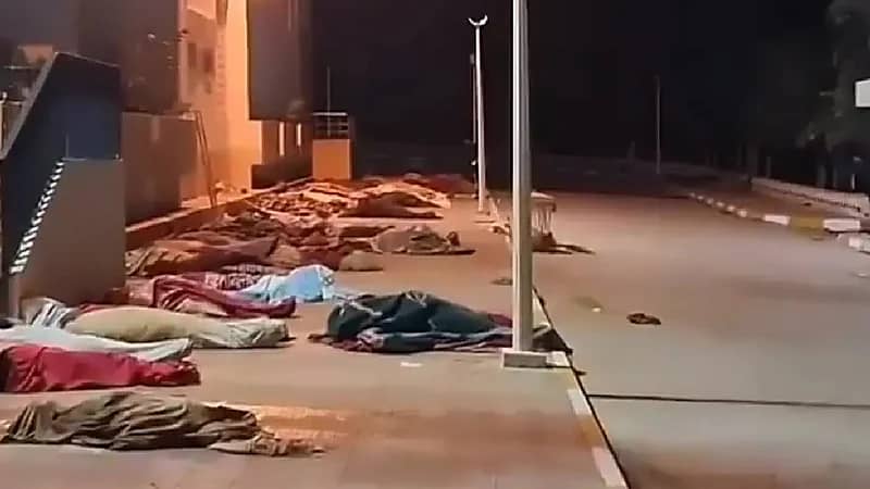 جثث مرصوصة في شوارع درنة.. فيديو