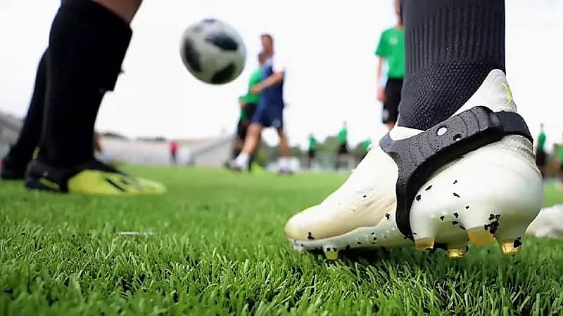 الفيفا توافق على تقنية التتبع في الأحذية لاستخدامها في المباريات