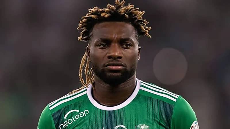 ماكسيمان يسخر من تيفو جمهور الاتحاد .. فيديو