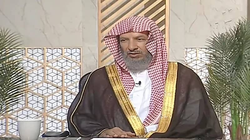 الشثري يوضح حكم استخدام قطرة العين وبخاخ الربو أثناء الصوم.. فيديو