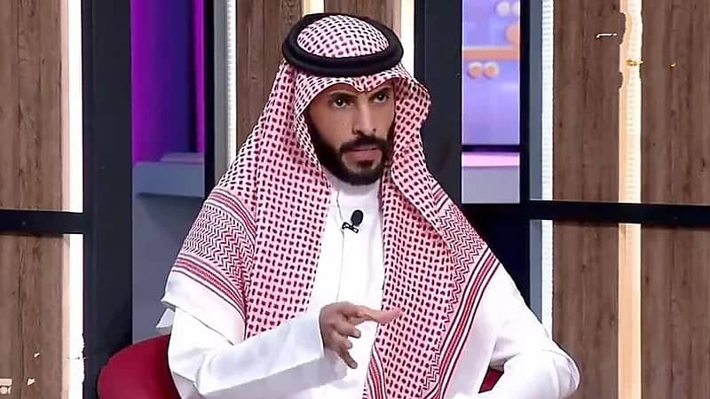 مستشار يوضح عقوبة التأخير أو الخروج المبكر من الدوام أو توقيع الحضور فقط .. فيديو