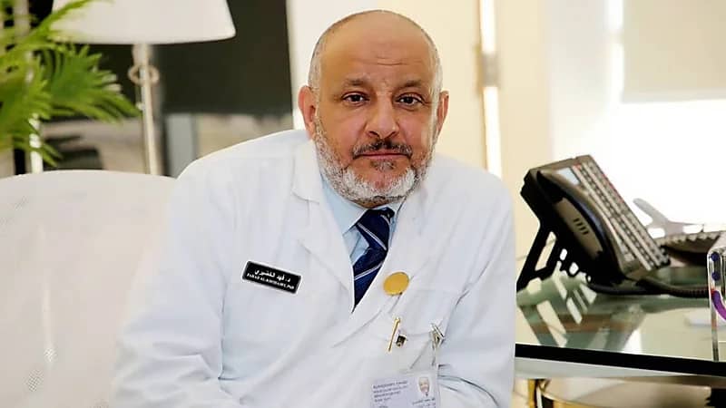 فهد الخضيري: لا تقرأ نشرة الدواء وتناوله يكون بوصف الطبيب