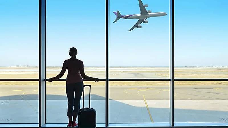 محكمة تسقط حضانة أم لأبنائها بسبب كثرة سفرها