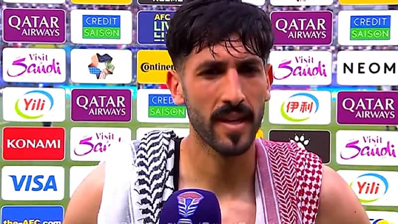 مهاجم الأردن يغني عقب الفوز على العراق .. فيديو