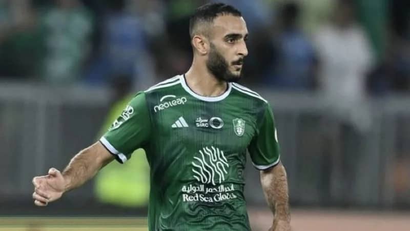 الأهلي يستعيد نجمه قبل مواجهة النصر