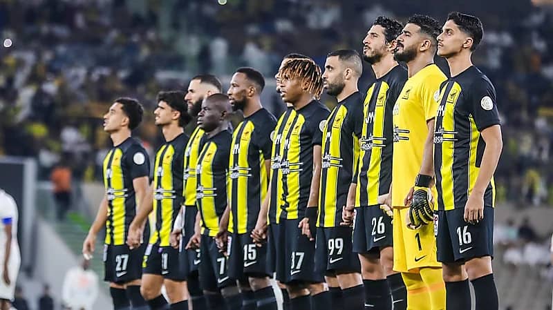 الاتحاد يفقد 5 نجوم في كلاسيكو جدة