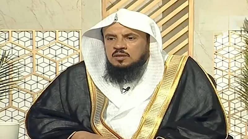 السبر يوضح حكم إعطاء‏ العمال مالا تحت مسمى "البقشيش" ليتقنوا عملهم.. فيديو