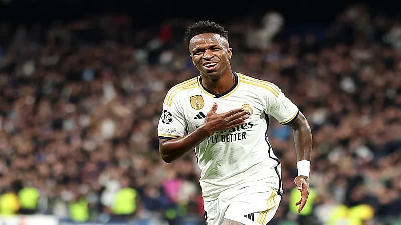 فينيسيوس يوجه رسالة شكر بعد حبس 3 مشجعين قاموا بإهانته