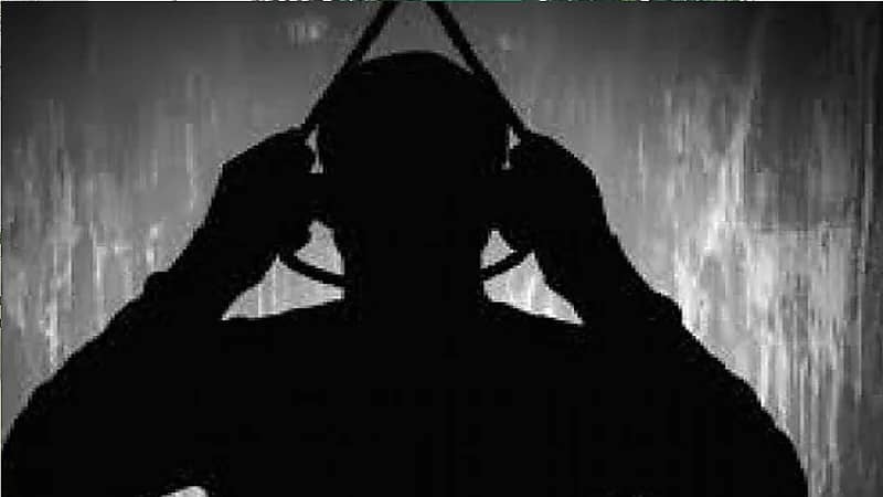 طالب مصري يشنق نفسه قبل ساعات من دخوله اختبارات الثانوية