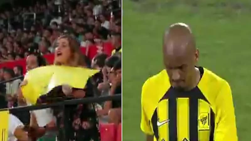 مشجعة أسبانية تطلب قميص عوض الناشري في مباراة إشبيلية.. فيديو
