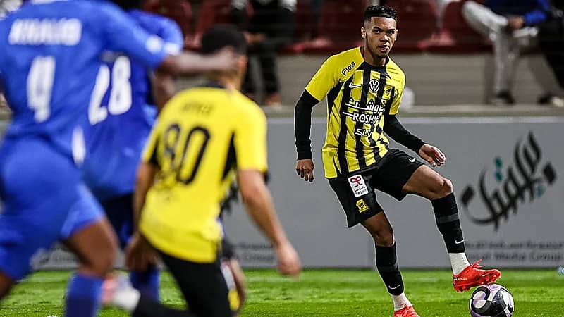 إصابة معاذ فقيهي تُقلق الاتحاد