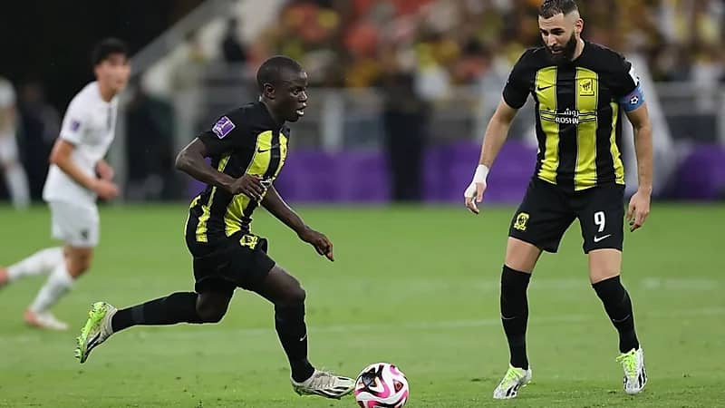 مفاوضات تركية لخطف محترف الاتحاد