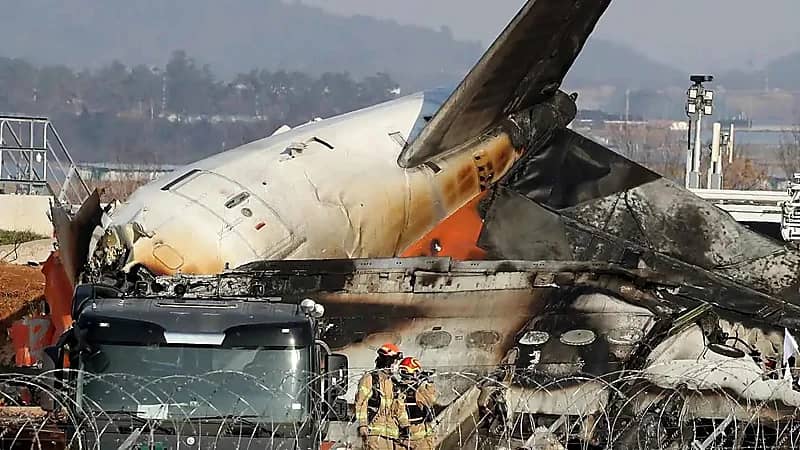كوريا الجنوبية تكشف عن تقرير أولي بشأن حادثة تحطم طائرة "جيجو إير"