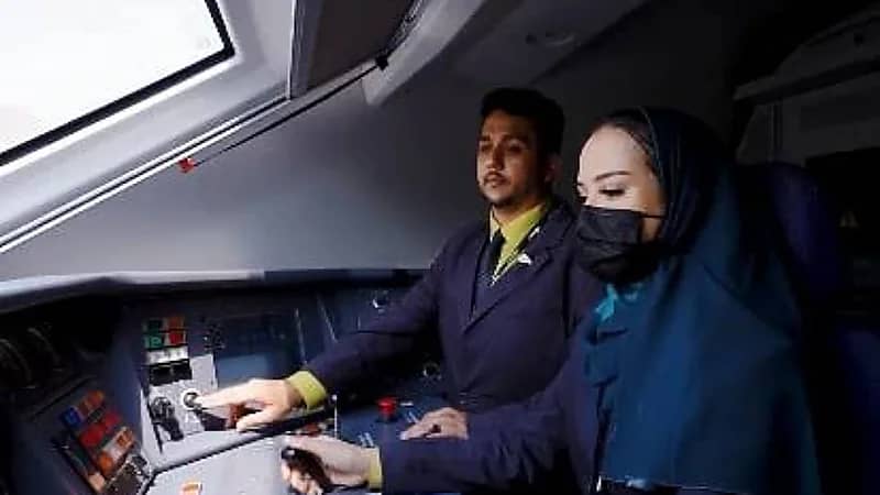 معهد سرب يُعلن عن برنامج تدريب منتهي بالتوظيف في قطار الحرمين السريع