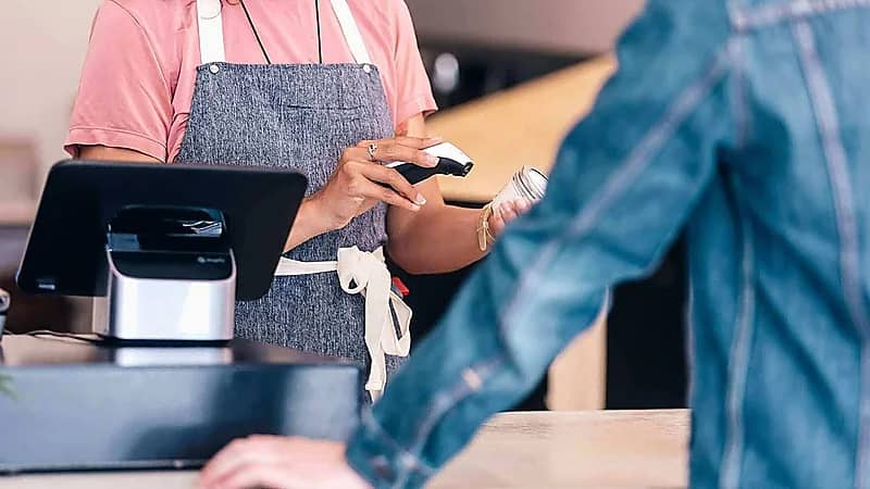 سيدة: وظيفة الكاشير تحتاج واحد يتلحلح وسريع لكن البنات بطيئات ..فيديو