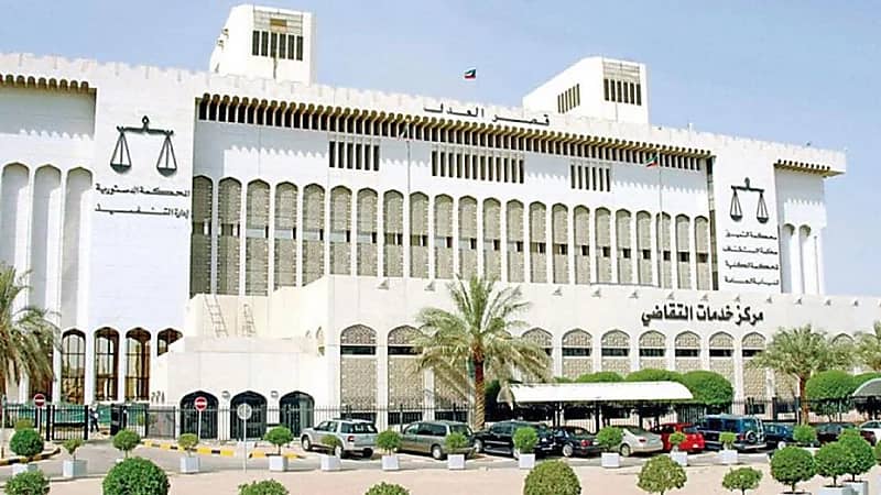 تغريم طبيبة وافدة 10 آلاف دينار لنشرها صورة مريضة دون موافقتها