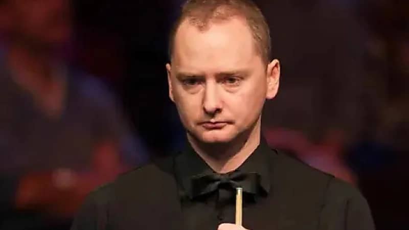 بطل العالم في السنوكر يواجه تهم الاعتداء جنسياً على طفلين