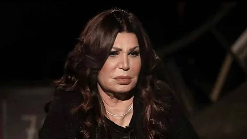 نجوى فؤاد توجه رسالة لجمهورها بعد تعرضها لكسر