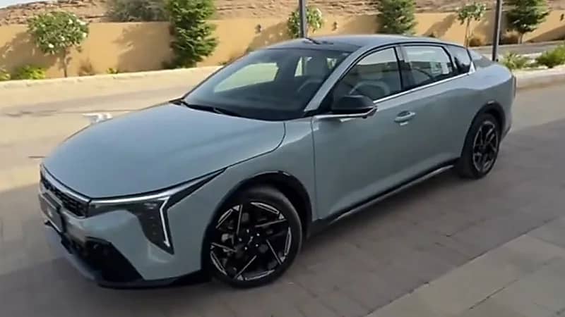 كيا تدشن سيارات K4 2026 بأسعار تبدأ من 87 ألف ... فيديو