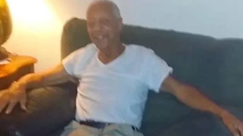 عائلة أمريكية تصدم بجثمان غريب في تابوت فقيدهم