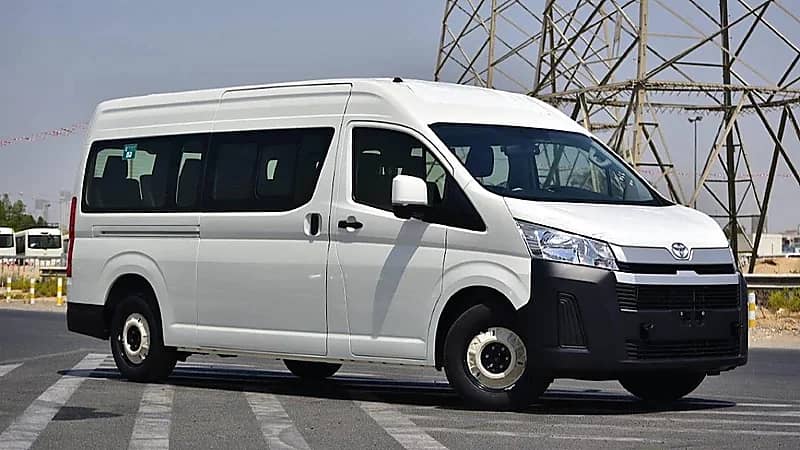 مواصفات وسعر سيارة تويوتا هايس 2025.. صور