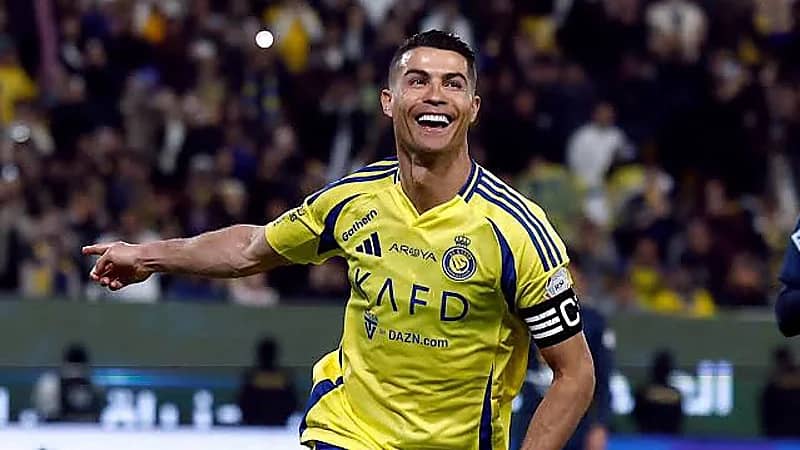 النصر يستعد لتجديد عقد رونالدو