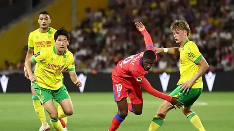 الدوري الفرنسي ينطلق بإثارة كبيرة بين تعثر ليل وتألق باريس سان جيرمان