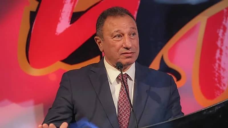 الخطيب يودع رئاسة الأهلي المصري لأسباب صحية