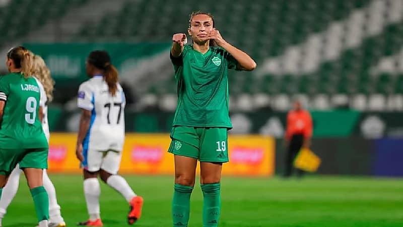 الأهلي يبدأ دوري السيدات بفوز ساحق على نيوم