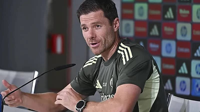 ألونسو يحذر ريال مدريد من الثقة المفرطة ديربي أتليتكو