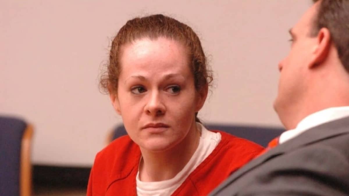 الإعدام لكريستا بايك أبشع قاتلة في أمريكا