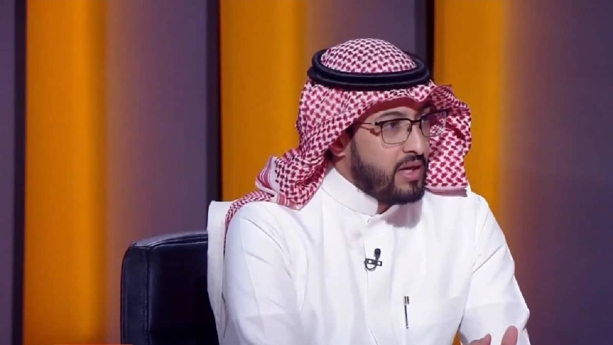 محامٍ: مصلحة الطفل تتصدر أحكام الحضانة والنفقة حسب الإمكانيات.. فيديو