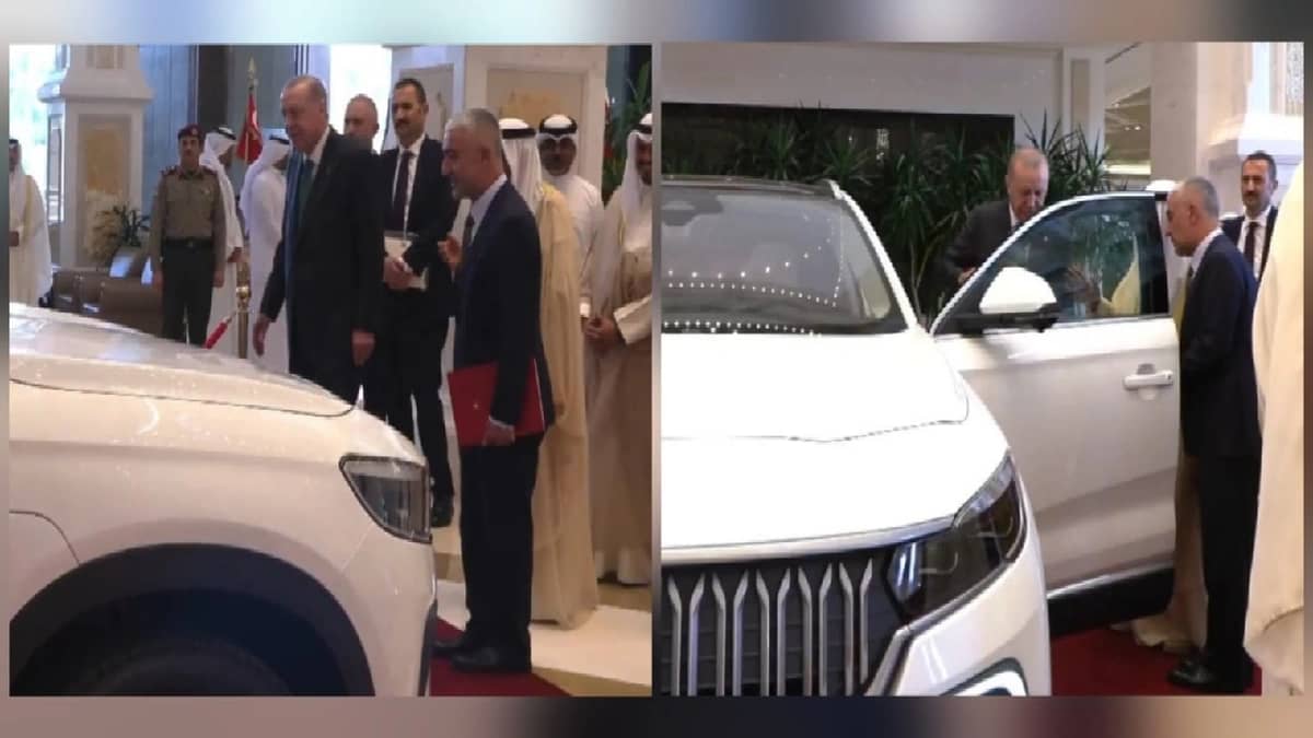 أردوغان يهدي أمير الكويت سيارة كهربائية تركية.. فيديو