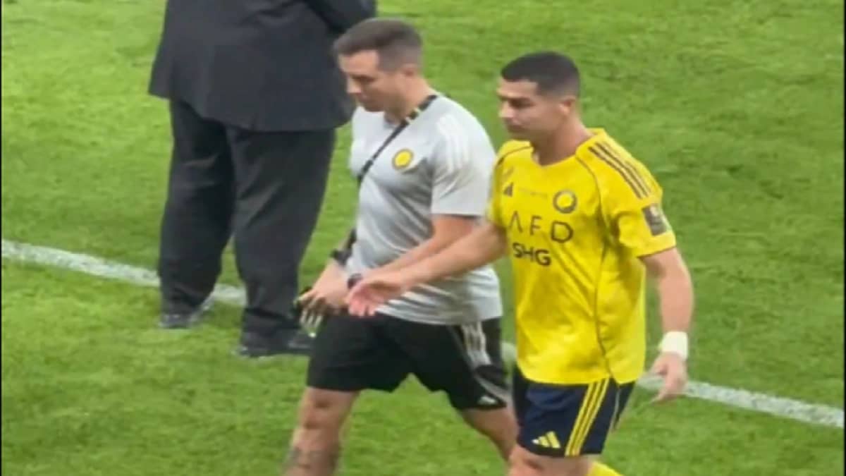 حسرة رونالدو بعد هزيمة الاتحاد.. فيديو