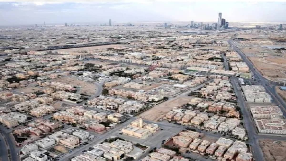 محام : عمولة الوساطة العقارية يتحملها من توجه بالطلب إلى الوسيط .. فيديو