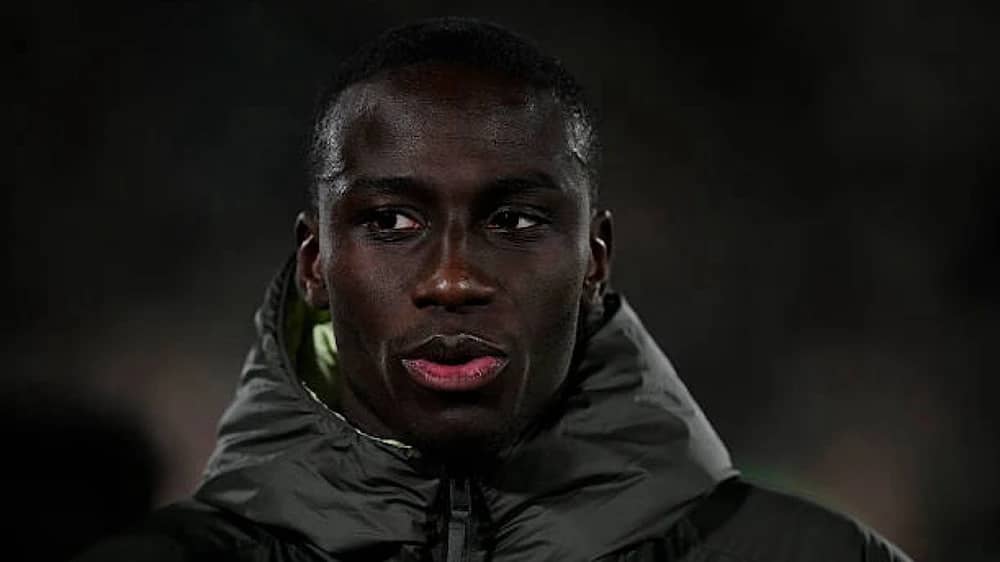 إصابة تبعد ميندي عن مواجهة أتلتيك بلباو