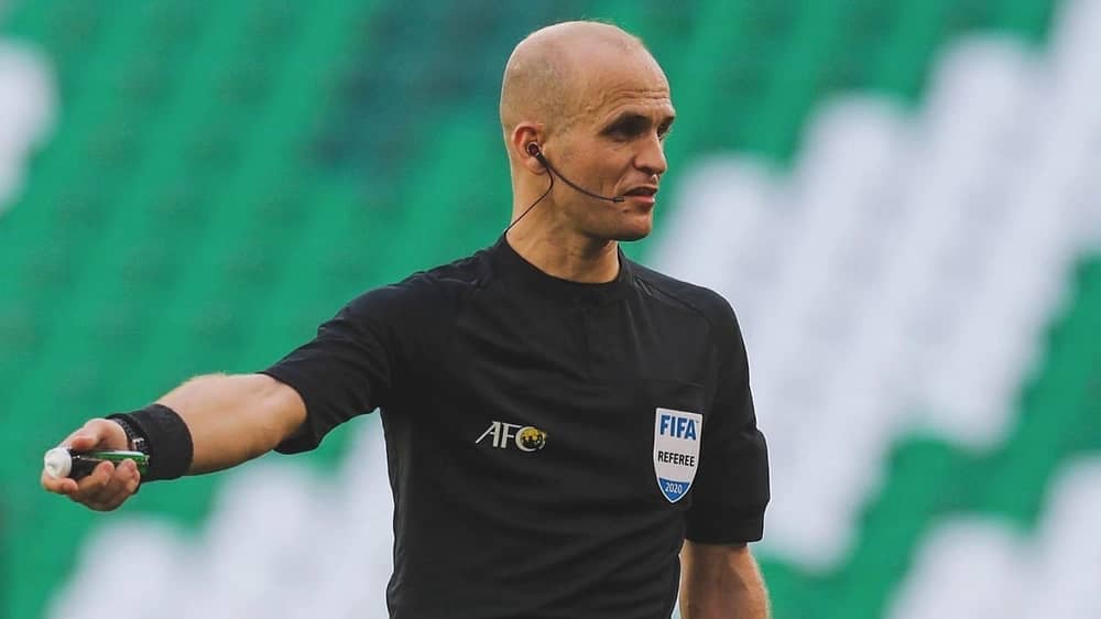 الاتحاد العماني يقدم احتجاجًا رسميًا للفيفا ضد حكم مباراة الأخضر