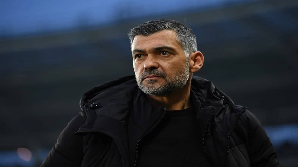 كونسيساو يرفض تجديد عقد عوض الناشري