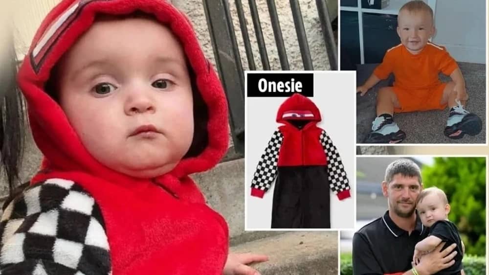 بيجامة تتسبب في مقتل طفل داخل منزله .. صور